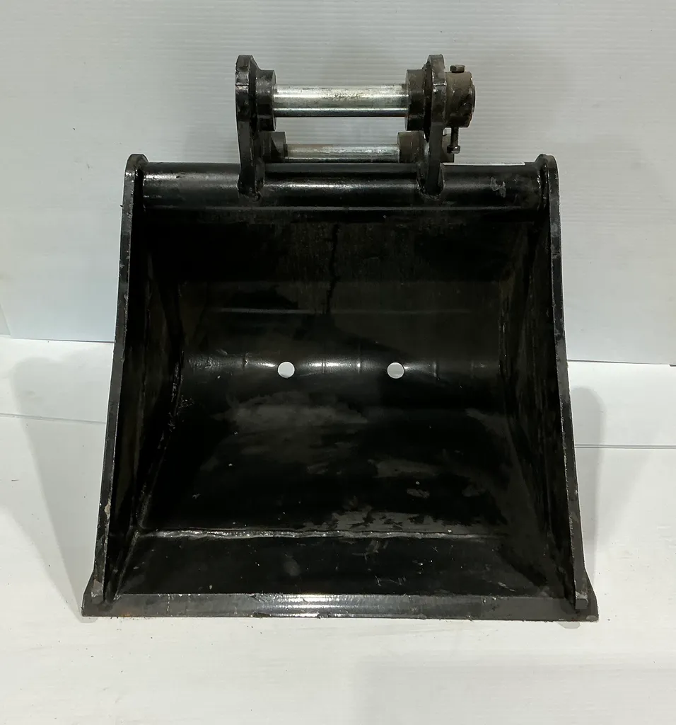 2 Ton Mini-Ex Clean Up Bucket 400MM - 16"